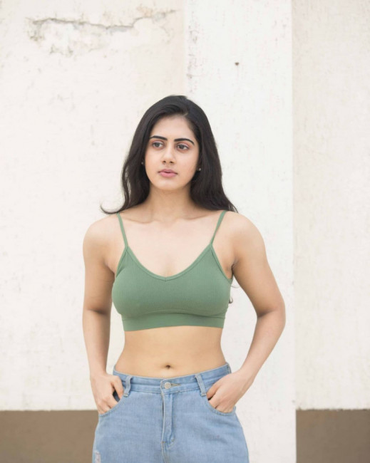 labuki-hot-and-sexy-hydrabad-escorts-service